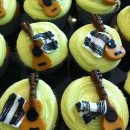 Cupcakes guitar